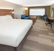 Holiday Inn Express and Suites Detroit/Sterling Heights by IHG hotel detail image 4