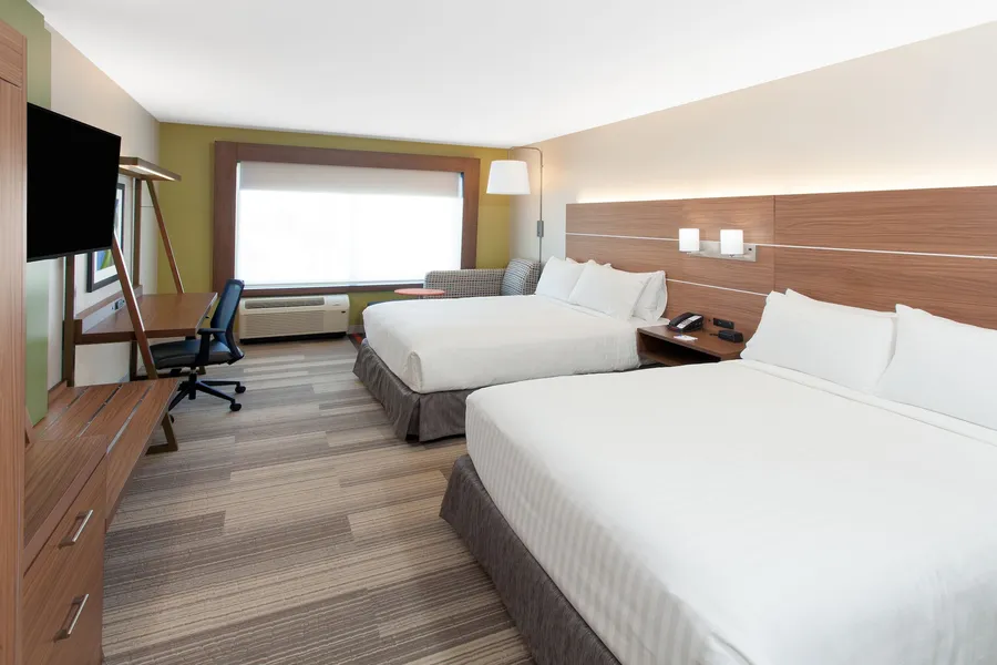 Holiday Inn Express and Suites Detroit/Sterling Heights by IHG hotel detail image 6