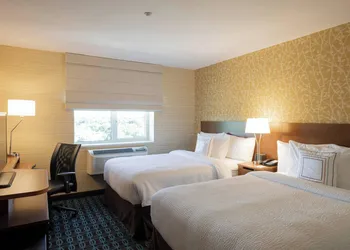 Fairfield Inn & Suites New York Queens/Fresh Meadows hotel thumbnail 5
