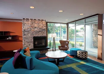 Fairfield Inn & Suites by Marriott Detroit Lakes hotel thumbnail 3