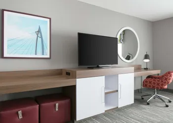 Hampton Inn Wichita Northwest hotel thumbnail 8