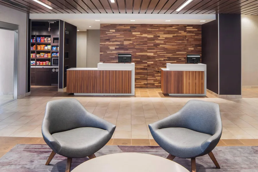 Courtyard by Marriott Wayne Fairfield hotel detail image 2