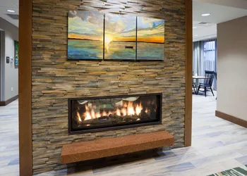 Hampton Inn Spicer Green Lake hotel thumbnail 4