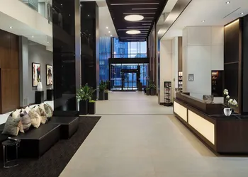 Hôtel AC Montréal Centre-ville hotel thumbnail 2