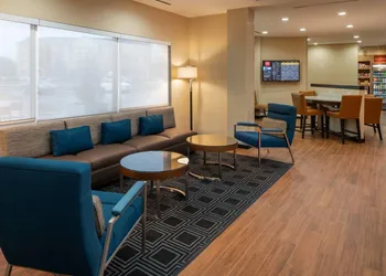 TownePlace Suites by Marriott Clarksville hotel thumbnail 4
