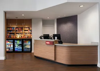 TownePlace Suites by Marriott Phoenix Chandler/Fashion Center hotel thumbnail 2