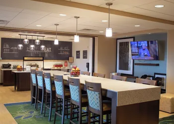 Hampton Inn Big Rapids hotel thumbnail 3