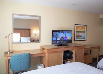 Hampton Inn Big Rapids hotel thumbnail 5