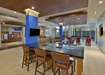 Holiday Inn Express & Suites South Hill by IHG hotel thumbnail 4
