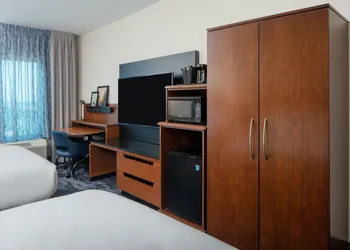 Fairfield Inn & Suites by Marriott Destin hotel thumbnail 8