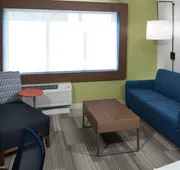 Holiday Inn Express & Suites Orlando at SeaWorld by IHG hotel detail image 7