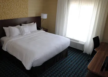 Fairfield Inn & Suites by Marriott Bowling Green hotel thumbnail 5