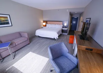 Hampton Inn & Suites Forest City hotel thumbnail 5