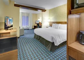Fairfield Inn & Suites by Marriott Asheville Tunnel Road hotel thumbnail 8