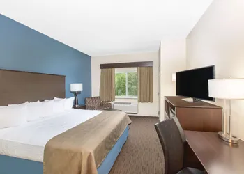 AmericInn by Wyndham Humboldt hotel thumbnail 7