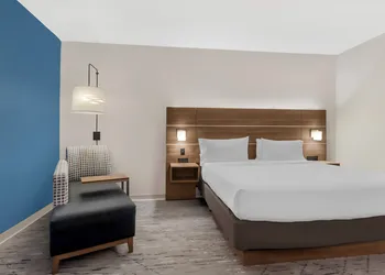 Holiday Inn Express Spring Hill by IHG hotel thumbnail 7