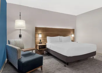 Holiday Inn Express Spring Hill by IHG hotel thumbnail 8