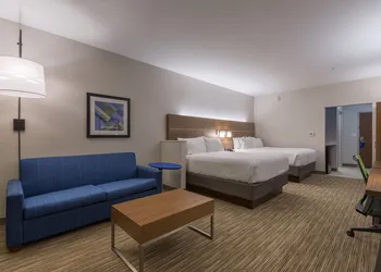 Holiday Inn Express and Suites San Marcos South by IHG hotel thumbnail 5