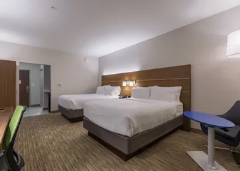 Holiday Inn Express and Suites San Marcos South by IHG hotel thumbnail 7
