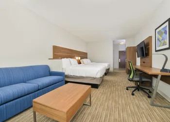 Holiday Inn Express & Suites Chadron by IHG hotel thumbnail 6