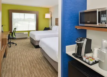 Holiday Inn Express & Suites Chadron by IHG hotel thumbnail 7