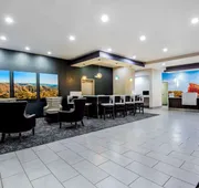 La Quinta Inn & Suites by Wyndham Pampa hotel detail image 5