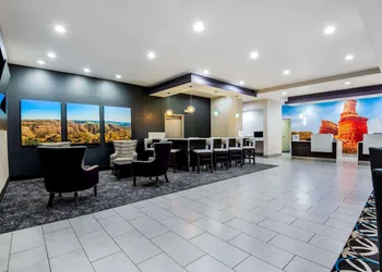 La Quinta Inn & Suites by Wyndham Pampa hotel thumbnail 5