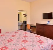 Scottish Inns & Suites hotel detail image 7