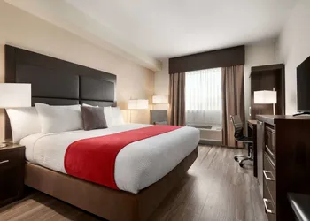 Days Inn by Wyndham 100 Mile House hotel thumbnail 6