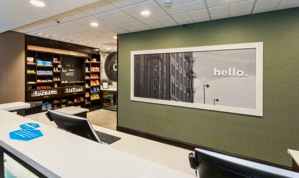 Hampton Inn & Suites Duluth North/Mall Area hotel detail image 2