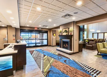 Hampton Inn & Suites Duluth North/Mall Area hotel thumbnail 3