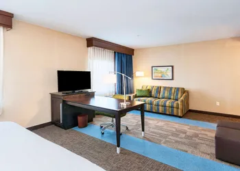 Hampton Inn & Suites Duluth North/Mall Area hotel thumbnail 4