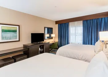 Hampton Inn & Suites Duluth North/Mall Area hotel thumbnail 6