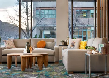 Embassy Suites by Hilton Boulder hotel thumbnail 2