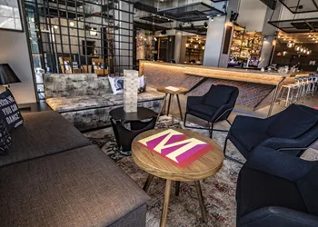Moxy Chicago Downtown hotel thumbnail 8