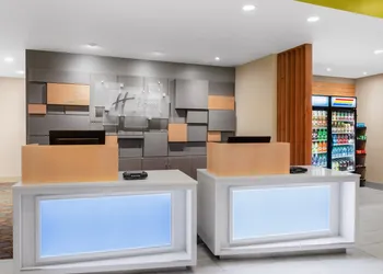 Holiday Inn Express and Suites Union Gap- Yakima Area by IHG hotel thumbnail 2