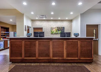 Comfort Suites Bowling Green Southeast hotel thumbnail 2