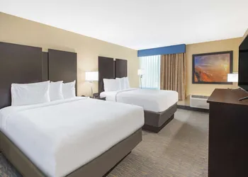 Days Inn & Suites Grand Rapids Near Downtown hotel thumbnail 4