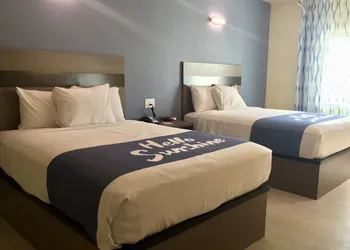 Days Inn by Wyndham Freeport hotel thumbnail 4