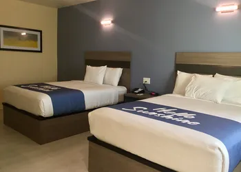 Days Inn by Wyndham Freeport hotel thumbnail 5