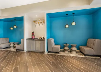 Best Western Plus Parkside Inn & Suites hotel thumbnail 4
