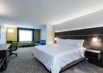 Holiday Inn Express & Suites - South Bend Casino by IHG hotel thumbnail 2