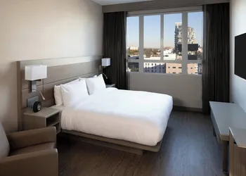 AC Hotel by Marriott Beverly Hills hotel thumbnail 7