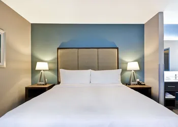 Homewood Suites by Hilton Conroe hotel thumbnail 8
