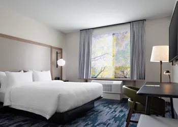 Fairfield Inn & Suites by Marriott Fayetteville hotel thumbnail 6