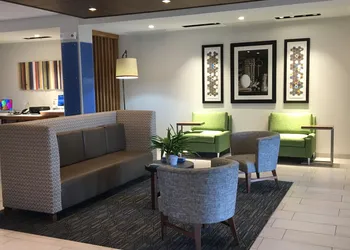 Holiday Inn Express & Suites Junction by IHG hotel thumbnail 3