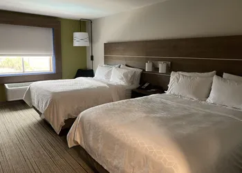 Holiday Inn Express & Suites Junction by IHG hotel thumbnail 6