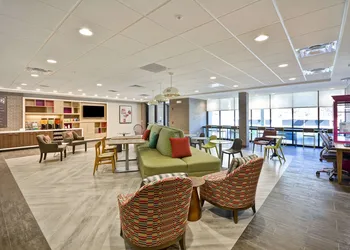 Home2 Suites by Hilton Kansas City KU Medical Center hotel thumbnail 3