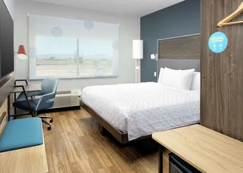 Tru By Hilton El Paso East Loop 375 hotel thumbnail 8