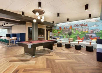 Tru by Hilton Harbison Columbia hotel thumbnail 4